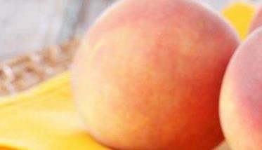 桃子的功效与作用 吃桃子的好处有哪些